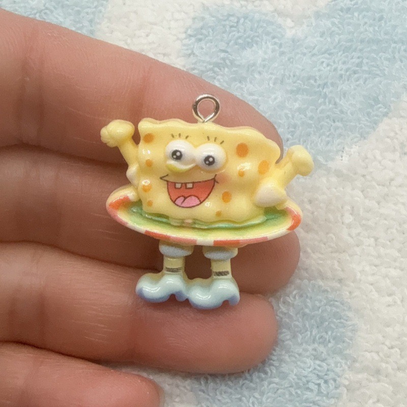 10pcs cartoon resin pendant, D - Party Games Ideas recension och pris