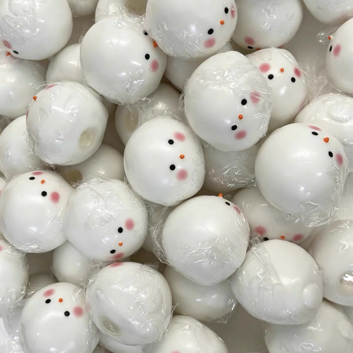 Crunchy Ball Cute Little Yello - Party Games Ideas recension och pris